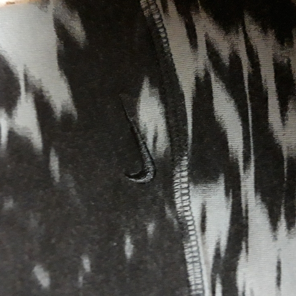 Nike Dri-FIT athletic pants - Picture 2 of 4